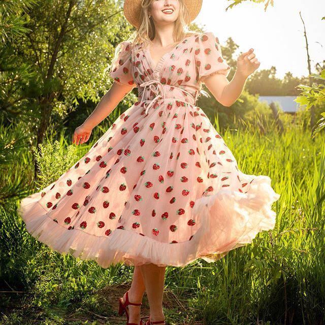 2021 Summer Vintage Maxi Dress Mesh OUT0804 2021 Summer Vintage Maxi Dress Mesh OUT0804